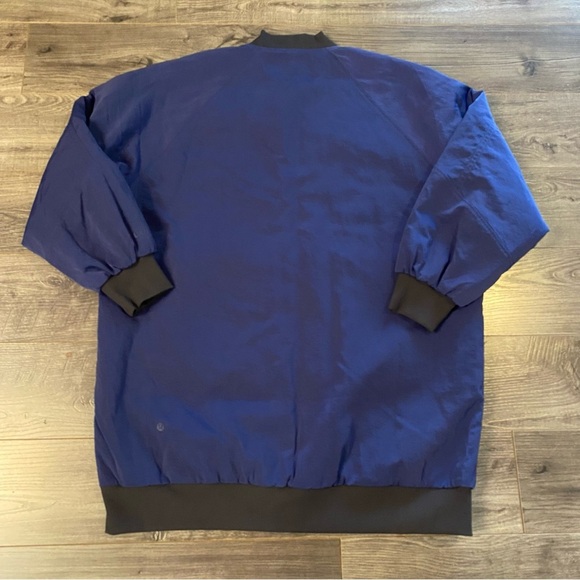 Lululemon Oversized-Fit Non-Stop Bomber Jacket
Night Sea / Black reversible 10 - Picture 9 of 15
